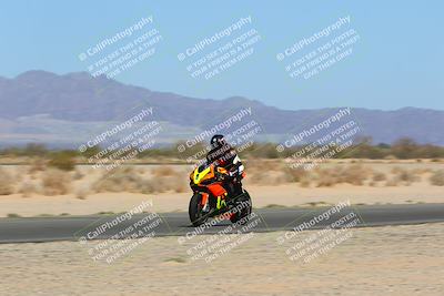 media/Apr-15-2022-Apex Assassins (Fri) [[9fb2e50610]]/Trackday Level 1/Session 2/Speed Shots/